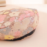 European And American Trendy Fashion Small Sequin Flower Beret, A Versatile Style That Suits All Occasions. A Painter's Hat, Perfect For Outdoor Photography.