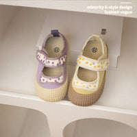 Children's Floral Closed-toe Canvas Sneakers