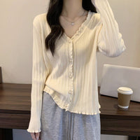 New Chubby M Inner Base Layer V-neck T-shirt