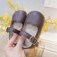 Fashion Walking Shoes With Soft Soles