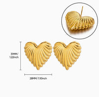 Niche High-end 3D Butterfly Stud Earrings Niche Ear Accessories