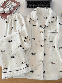 High-end Plush Coral Fleece Loungewear With Extra Padding For A Luxurious Feel