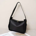 Niche Commuter Design Leather Crossbody Underarm Bag