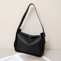 Niche Commuter Design Leather Crossbody Underarm Bag