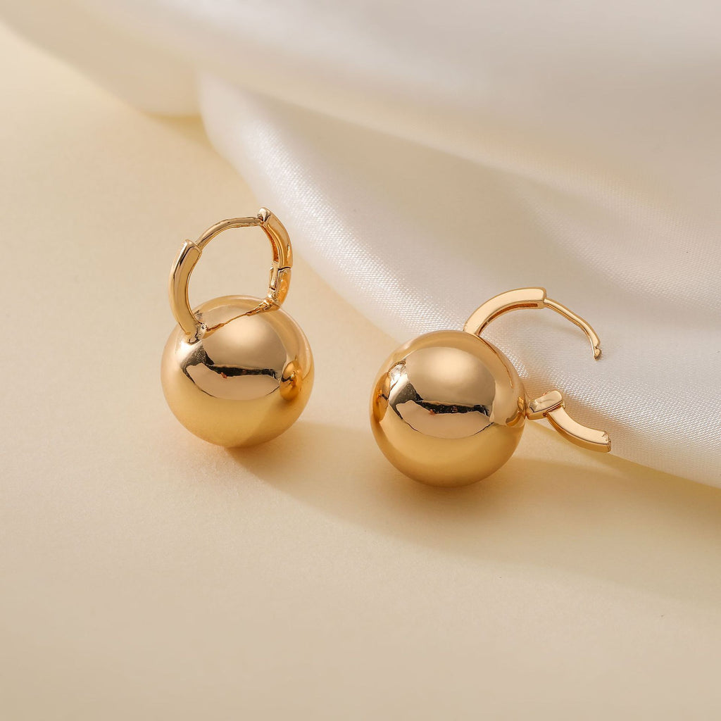 Round Ball Ear Clip Brass Gold Plated European And American Style