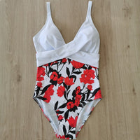 Sexy bikini with tight print suspenders