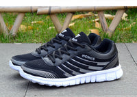 Lightweight breathable mesh shoes