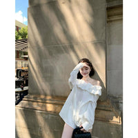 Womens SpringAutumn Long-Sleeve Shirt With A White Bud-Shape Collar And A Boat Neckline