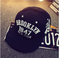 Hip Hop Hat Black And White Elements 1947 Letters Peaked Cap
