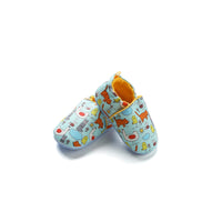 Floor shoes for boys and girls