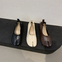 Women's Simple Split Toe Horseshoe Peas Chunky Heel Pumps