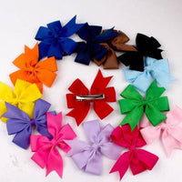 Hairpin with fishtail bow