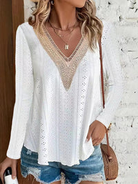 Lace-trimmed Patchwork V-Neck Plus-Size Long-Sleeve T-Shirt
