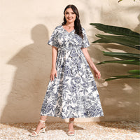 French-style Elegant Plus-size White Ink-wash Floral V-neck Short-sleeve Waist-cinched Maxi Dress