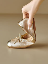 Soft-soled Large-size Ballet Flats With A Bow