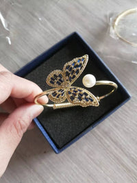 Women's Fashion Hollowed-out Vintage Bracelet