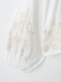 Ethnic Floral Positioning Embroidered Flower Long Sleeve Shirt