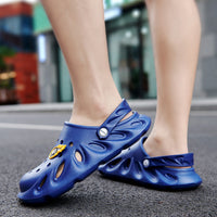 Hole Shoes Lightweight And Breathable Men's Beach Sandals