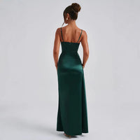 Strapless Elegant Figure-hugging Dress Exposing The Legs