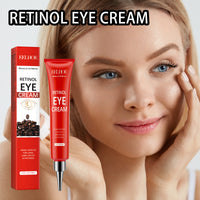 Retinol Eye Cream Moisturizes Skin