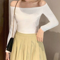 New Shoulder-baring Top With Slim-fit Long Sleeves