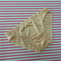 Smooth And Glossy Solid Color Non Tight Triangular Underwear