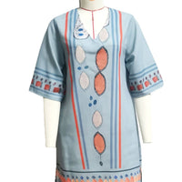 Loose-fitting Plus-size Dress With Three-quarter-length Sleeves