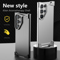 Special-shaped Aromatherapy Metal Drop-resistant Hollow Protective Cover