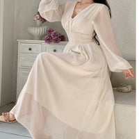 Fashionable And Elegant Long-sleeved Dress For Women
