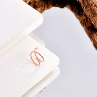 Spiral Double Ring Nose Pin Vacuum Electroplating Human Body