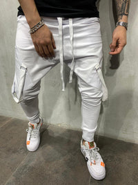 Men's sweatpants tethered