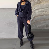 Womens Sportswear A Stylish Minimalist And Relaxed Three-piece Set