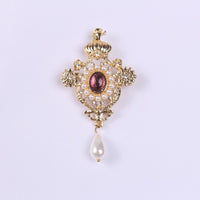 Design Court Retro Baroque Style Coat Brooch