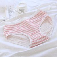 Plaid Strawberry Breathable Cotton Cute Women's Briefs Package Buttock Pure Cotton Crotch Mid-waist Ladies