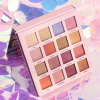 16 Shades Matte And Metallic Eyeshadow Palette
