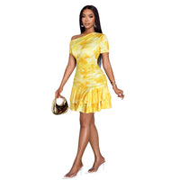 Elegant Printed One-shoulder Maxi Dress With A High Waist And A Figure-hugging Fit