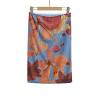 Mid-length Straight Skirt With Side Slits For A Sleek Tailored Look