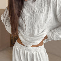 Comfortable Knitted Pajama Set With Long Sleeves And Long Pants