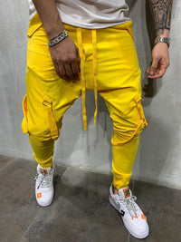 Men's sweatpants tethered