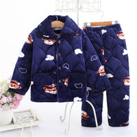 Children's warm pajamas set