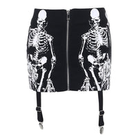 Skull Print Skirt Covering Buttocks