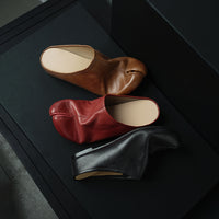 Women's Full Grain Leather Tabi Flats, Split Toe Slip-On Mules For Casual & Daily Wear