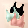 One piece seamless sports bra without steel ring