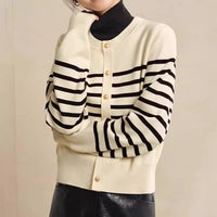 Autumn New Retro Gold Buckle Sweater French Waist Trimming Coat
