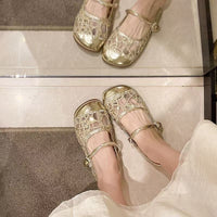 Women's Fashionable Mesh Breathable Closed-Toe Slippers