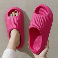 Slippers Feel Like Stepping On Feces For Men And Women To Wear Externally