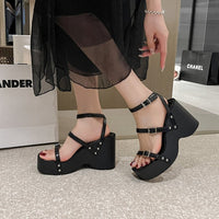 Women's Thick-soled High-heeled Sandals With Skirt Wedge