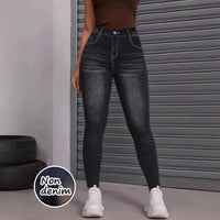 Bootcut Yoga Capri Pants With A Butt-lifting Effect Styled Like Denim Leggings