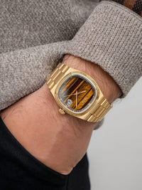 Wormhole Concept Men's Sporty Square Watch