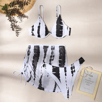 Black And White Steel Support  Split Three-piece Swimsuit